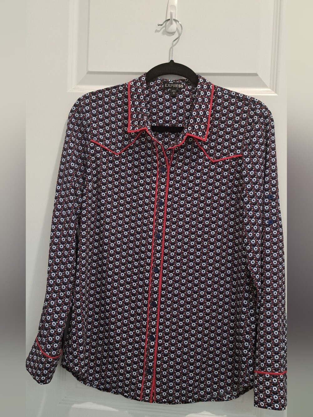 Express Men’s Black Geometric Button-Down Shirt with Red Trim